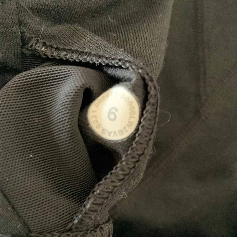 lululemon athletica Sports Bra - Picture 3 of 3